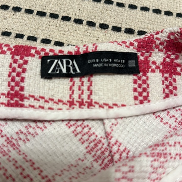 Zara Tweed White and Pink Check Mini Skirt - Picture 4 of 6